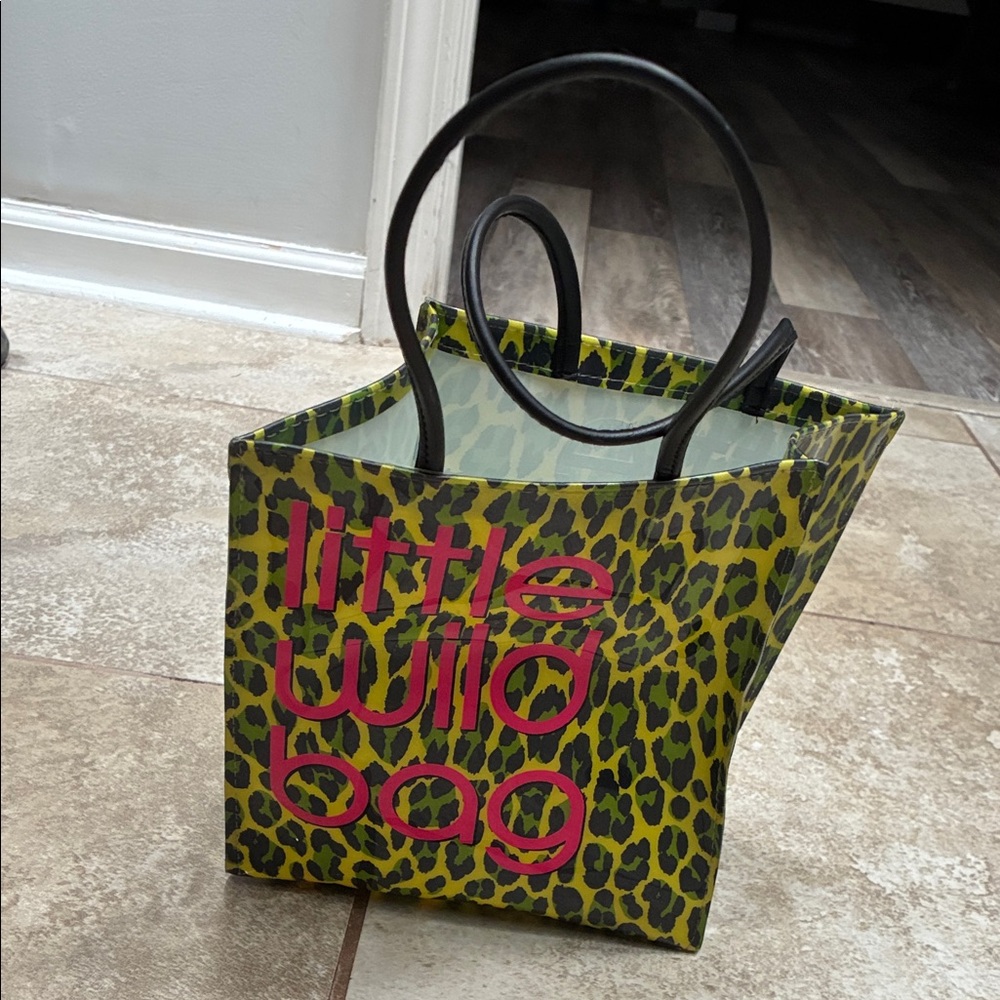 Bloomingdale's Olive Green Leopard Tote with Pink Logo and Black Handles
